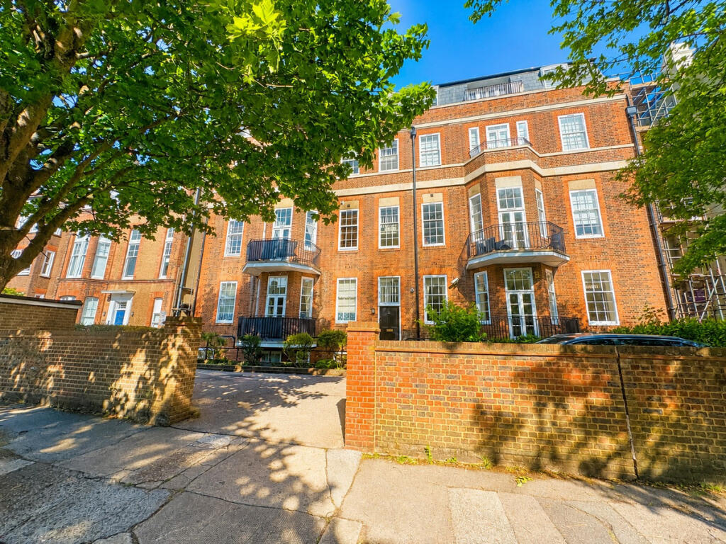 1 bed Apartment for rent in Brighton and Hove. From Elliotts - Hove 1 bed Apartment for rent in Brighton and Hove. From Elliotts - Hove