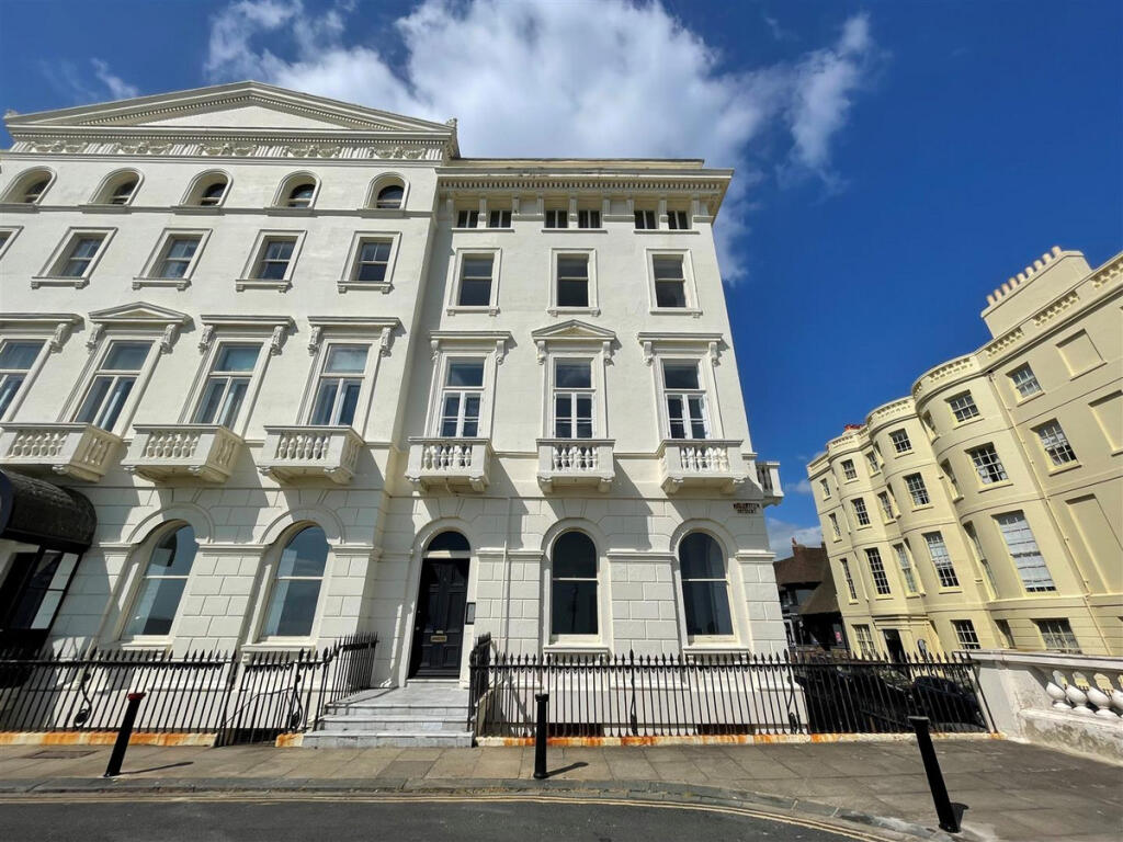 1 bed Apartment for rent in Brighton and Hove. From Elliotts - Hove 1 bed Apartment for rent in Brighton and Hove. From Elliotts - Hove