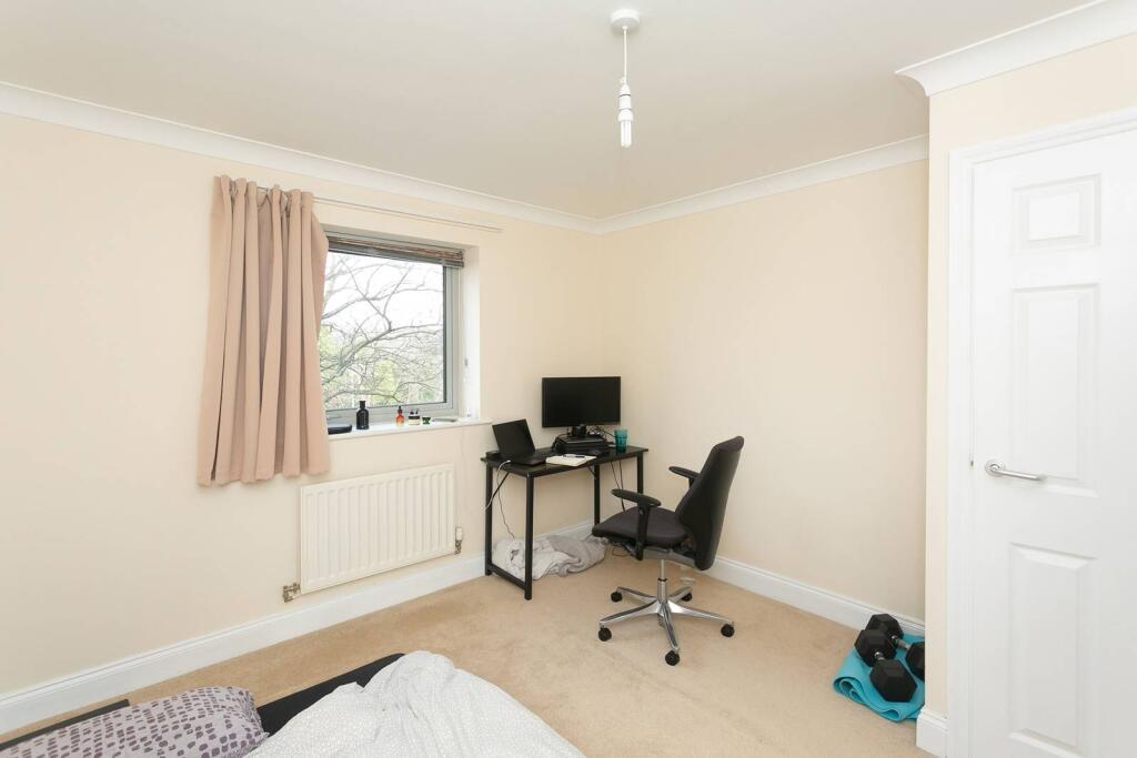 1 bed 1st Floor Flat for rent in Bushey. From Imagine - Bushey
