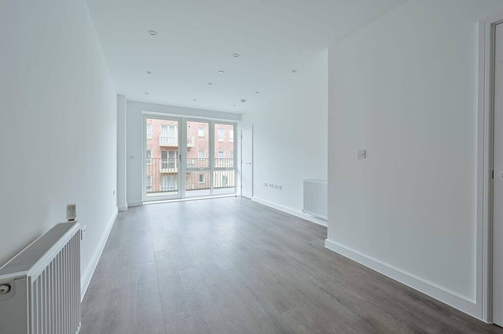 1 bed 1st Floor Flat for rent in Watford. From Imagine - Bushey 1 bed 1st Floor Flat for rent in Watford. From Imagine - Bushey
