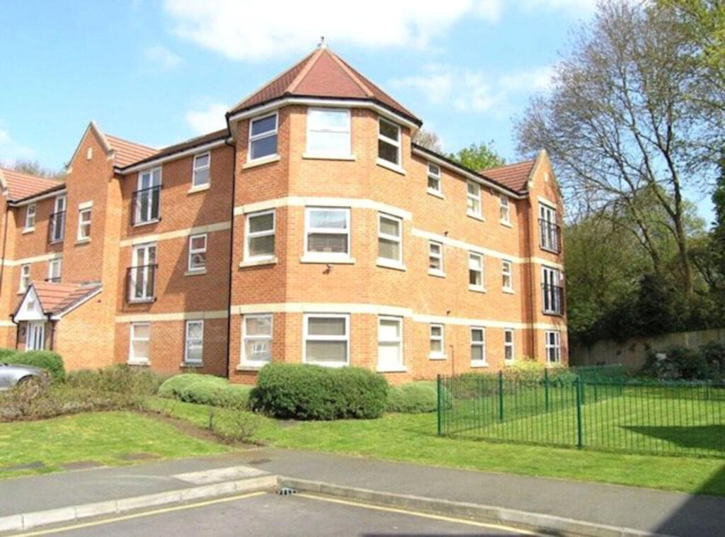 2 bed 1st Floor Flat for rent in Bushey. From Imagine - Bushey