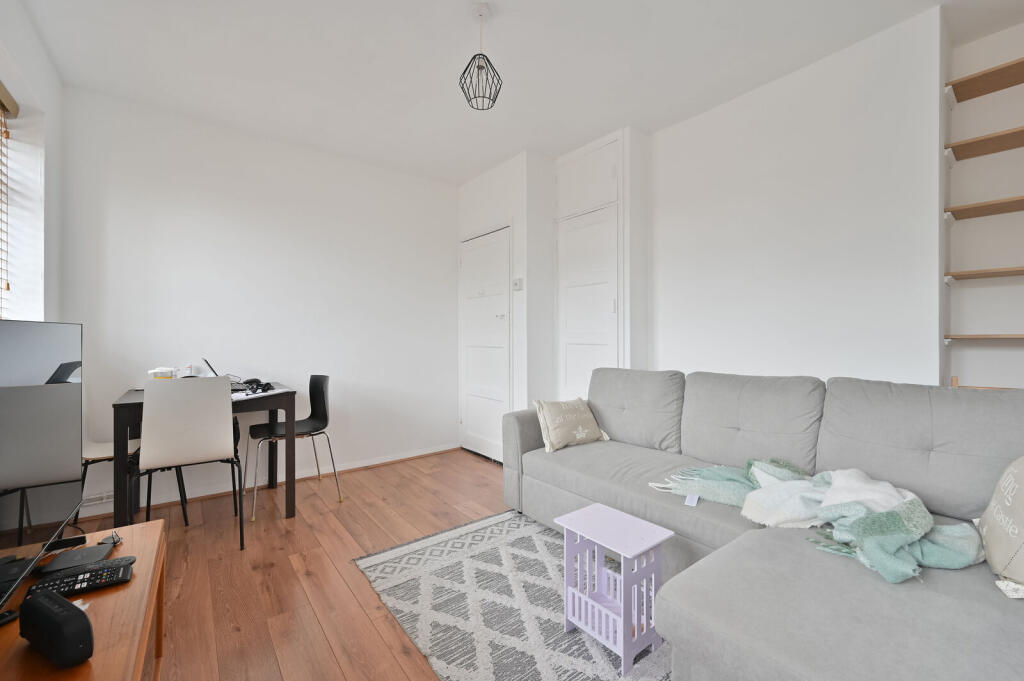 1 bed 1st Floor Flat for rent in Bushey. From Imagine - Bushey