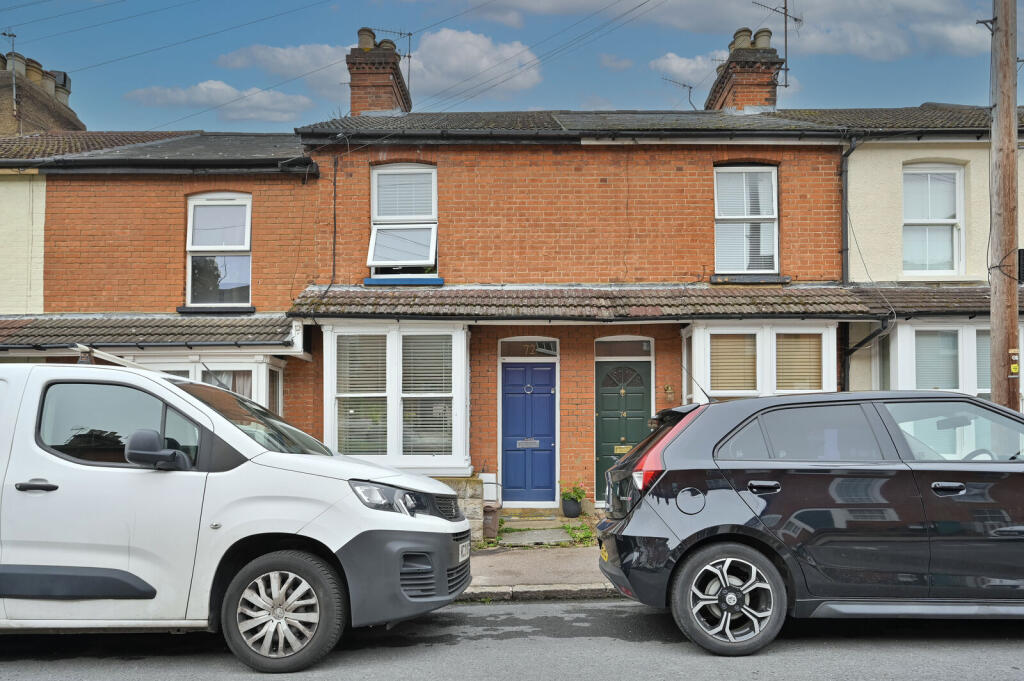 2 bed Mid Terraced House for rent in Watford. From Imagine - Bushey