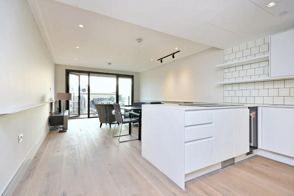 2 bed 1st Floor Flat for rent in Hammersmith. From Knight Frank - Fulham