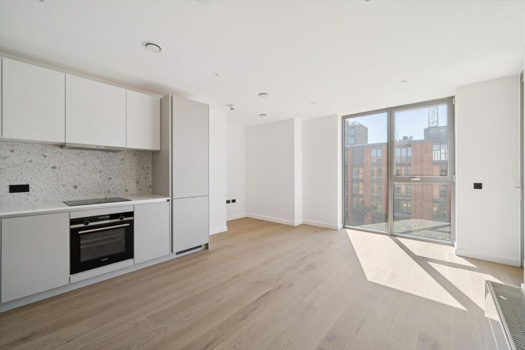 4 bed 1st Floor Flat for rent in Fulham. From Knight Frank - Fulham 4 bed 1st Floor Flat for rent in Fulham. From Knight Frank - Fulham