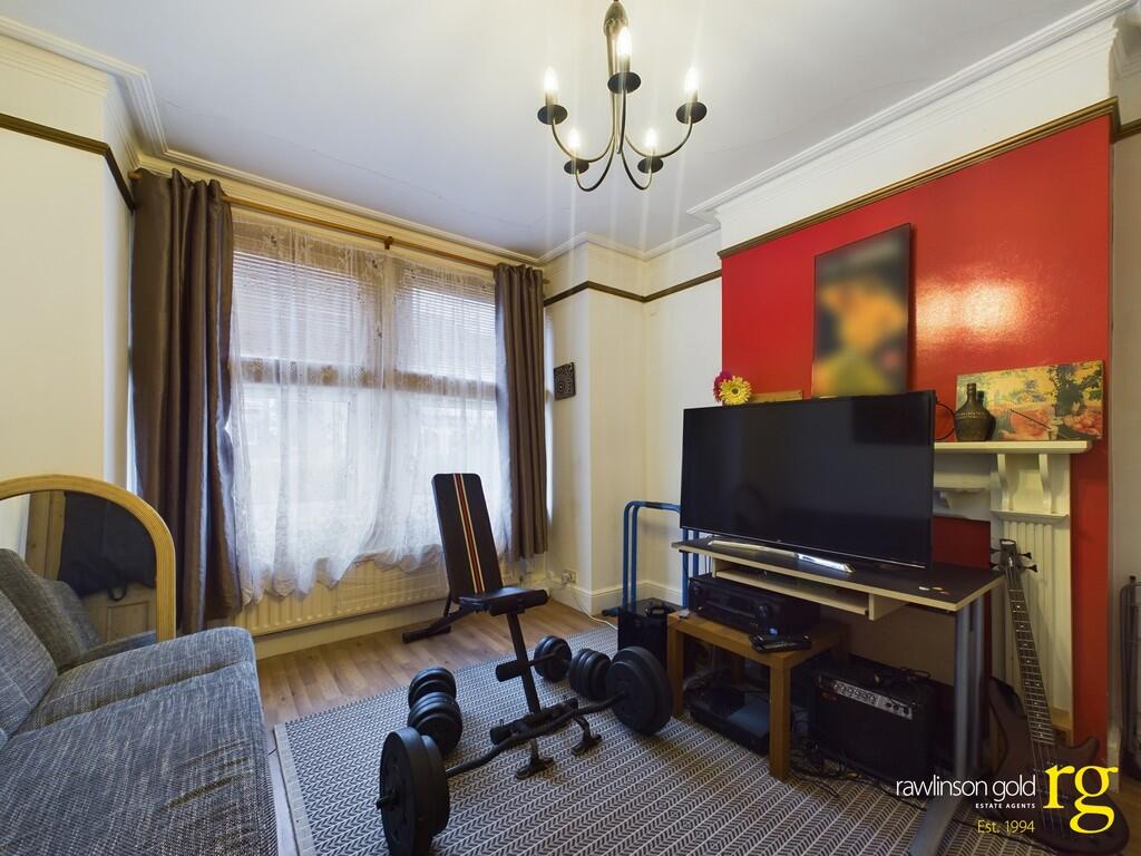 2 bed House (unspecified) for rent in Harrow. From Rawlinson Gold - Harrow Town Centre - Sales 2 bed House (unspecified) for rent in Harrow. From Rawlinson Gold - Harrow Town Centre - Sales
