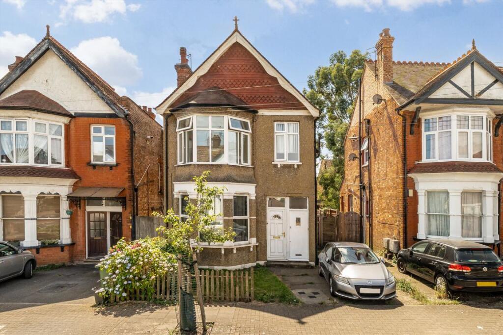 2 bed 1st Floor Flat for rent in Harrow. From Rawlinson Gold - Harrow Town Centre - Sales 2 bed 1st Floor Flat for rent in Harrow. From Rawlinson Gold - Harrow Town Centre - Sales
