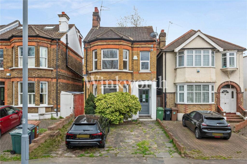 2 bed Apartment for rent in Woodford. From Winkworth - Harringay