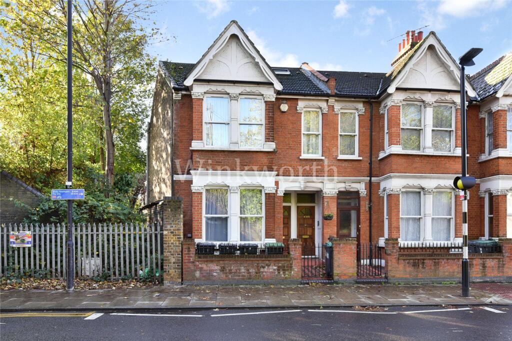 2 bed Apartment for rent in London. From Winkworth - Harringay