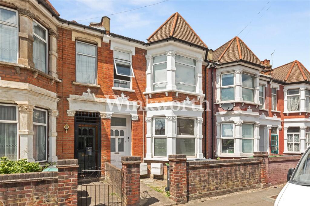 2 bed Apartment for rent in Wood Green. From Winkworth - Harringay