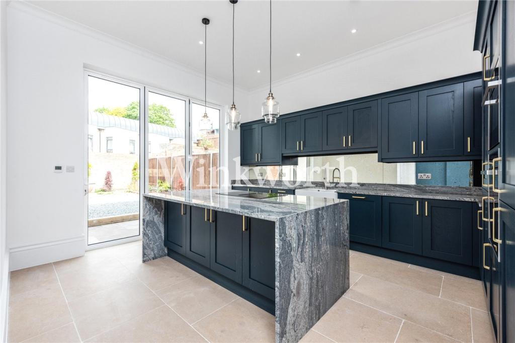 4 bed Semi Detached for rent in Tottenham. From Winkworth - Harringay 4 bed Semi Detached for rent in Tottenham. From Winkworth - Harringay
