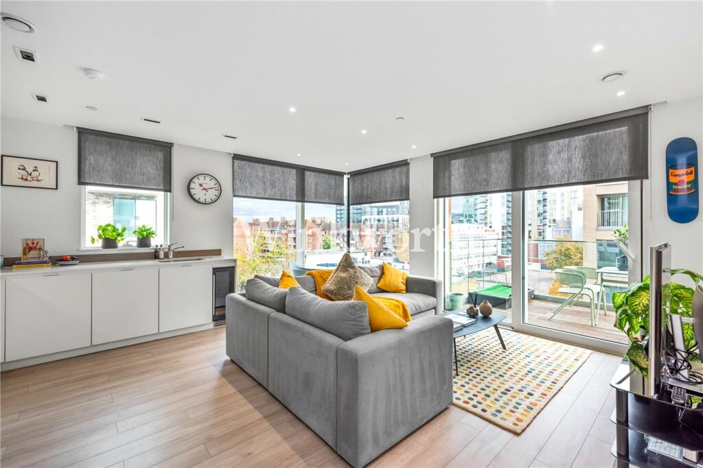 1 bed Apartment for rent in Stoke Newington. From Winkworth - Harringay