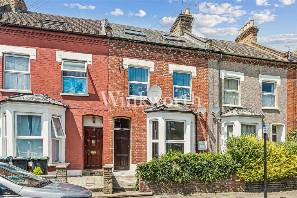 2 bed Apartment for rent in Wood Green. From Winkworth - Harringay