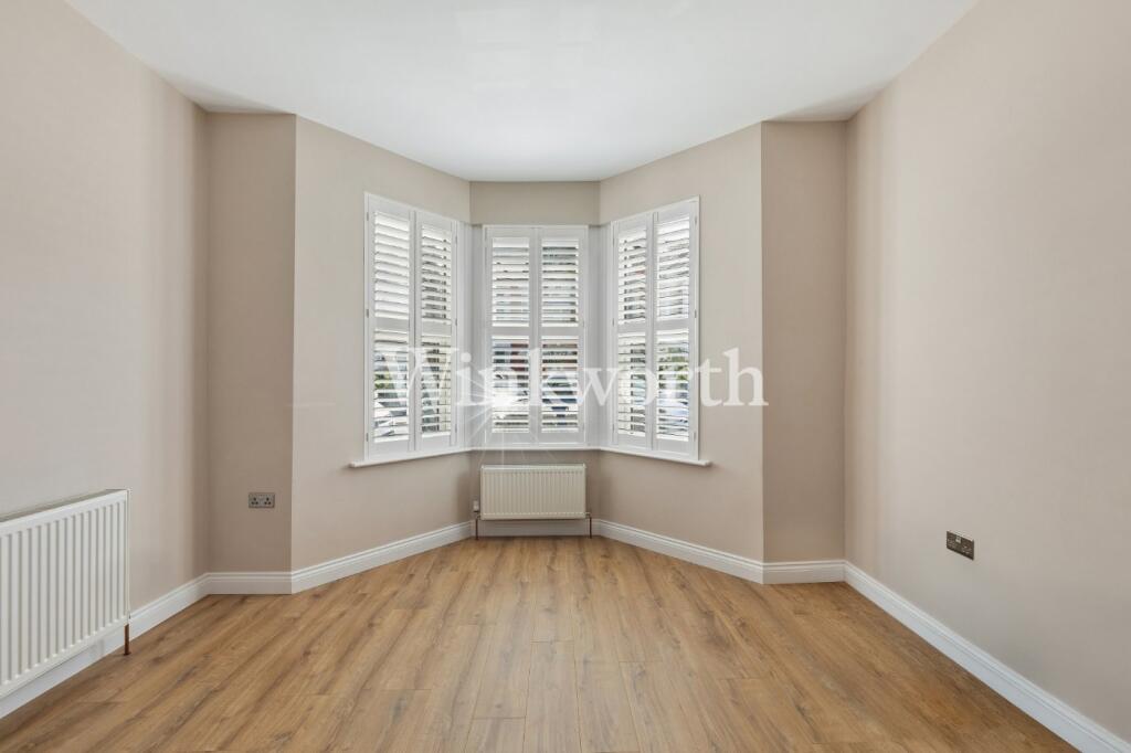 2 bed Apartment for rent in Wood Green. From Winkworth - Harringay