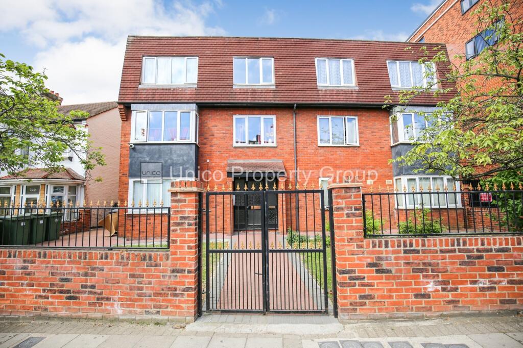 1 bed 1st Floor Flat for rent in Ilford. From Unico Property Group - Bow