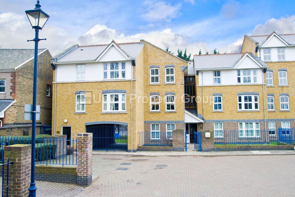 1 bed 1st Floor Flat for rent in London. From Unico Property Group - Bow