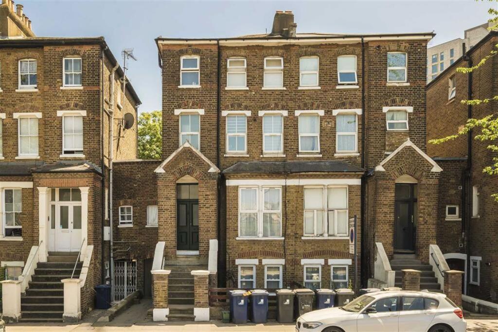 1 bed 1st Floor Flat for rent in Acton. From Marsh & Parsons - Askew Road & Acton