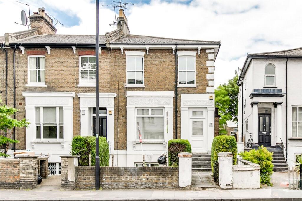 2 bed 1st Floor Flat for rent in Hammersmith. From Marsh & Parsons - Askew Road & Acton 2 bed 1st Floor Flat for rent in Hammersmith. From Marsh & Parsons - Askew Road & Acton