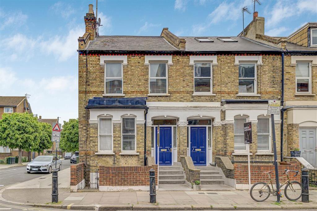 1 bed 1st Floor Flat for rent in London. From Marsh & Parsons - Bishops Park