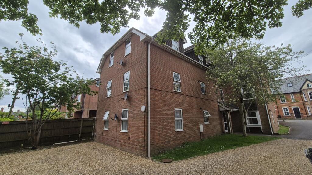 2 bed House (unspecified) for rent in Blandford Forum. From Woolley & Wallis - Salisbury