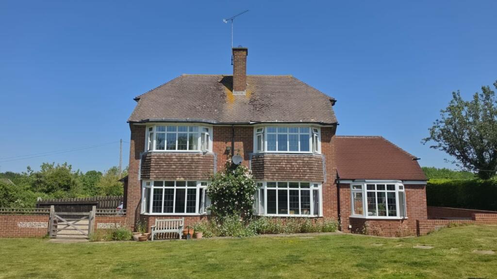 4 bed Detached for rent in Tarrant Hinton. From Woolley & Wallis - Shaftesbury 4 bed Detached for rent in Tarrant Hinton. From Woolley & Wallis - Shaftesbury