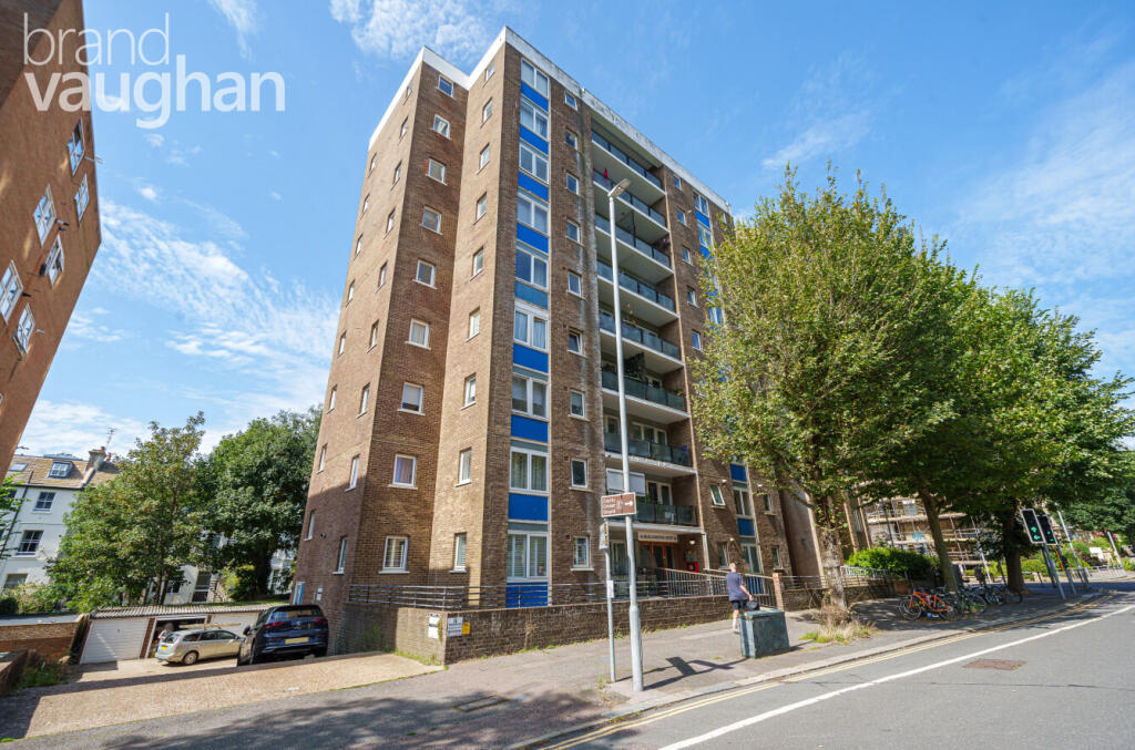1 bed 1st Floor Flat for rent in Brighton and Hove. From Brand Vaughan - Hove 1 bed 1st Floor Flat for rent in Brighton and Hove. From Brand Vaughan - Hove