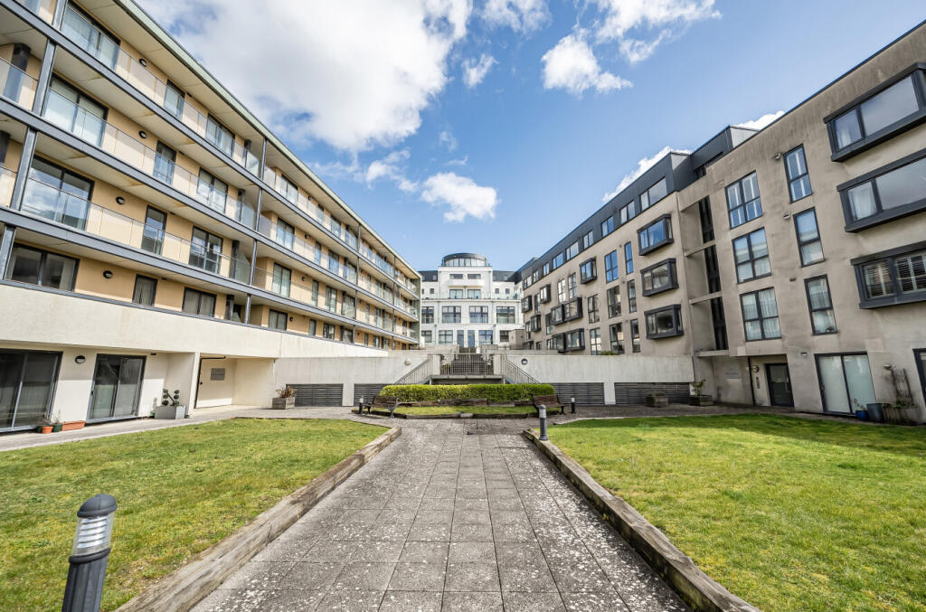 1 bed 1st Floor Flat for rent in Rottingdean. From Brand Vaughan - Hove