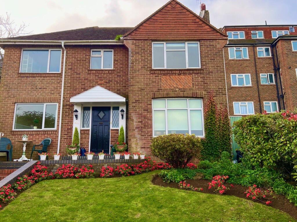 5 bed Detached for rent in Portslade-by-Sea. From Brand Vaughan - Hove 5 bed Detached for rent in Portslade-by-Sea. From Brand Vaughan - Hove