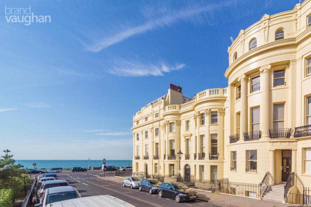 2 bed 1st Floor Flat for rent in Brighton and Hove. From Brand Vaughan - Hove