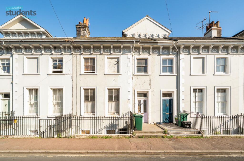 3 bed 1st Floor Flat for rent in Ovingdean. From Brand Vaughan - Hove