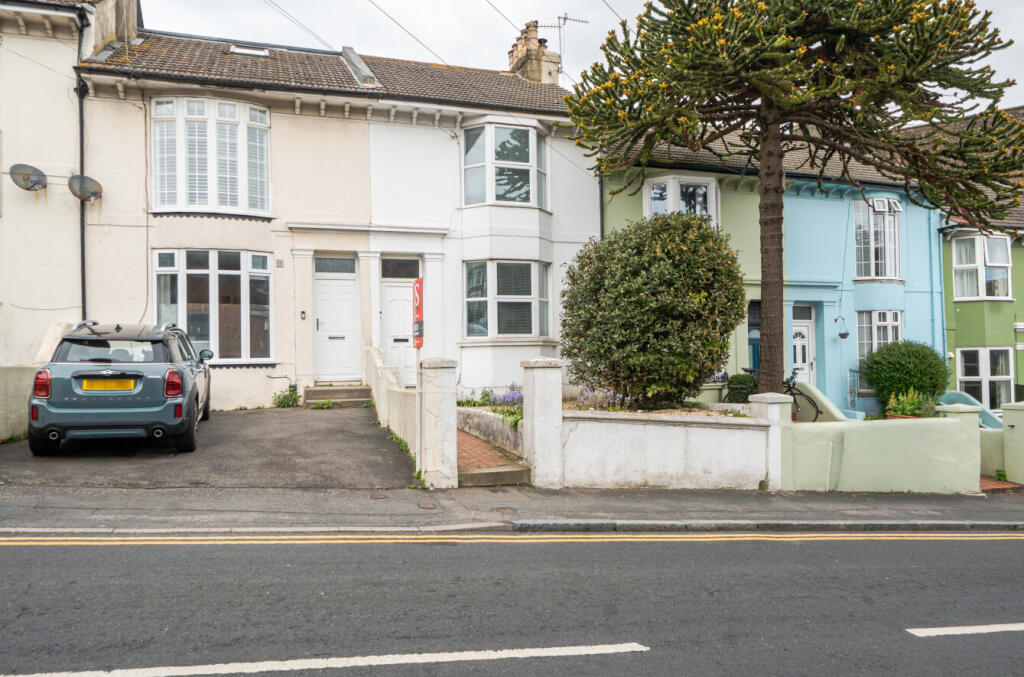 3 bed Detached for rent in Brighton and Hove. From Brand Vaughan - Hove