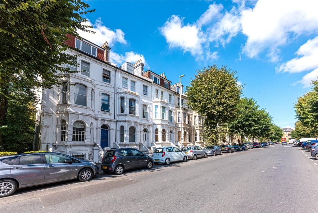 1 bed 1st Floor Flat for rent in Brighton and Hove. From Brand Vaughan - Hove