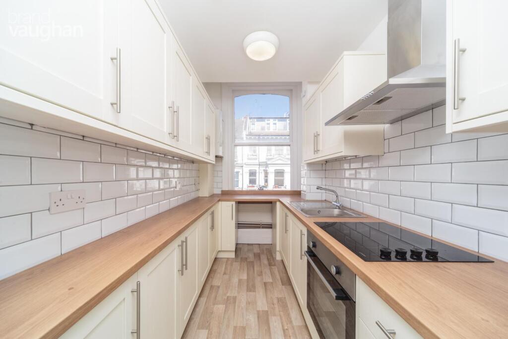 1 bed 1st Floor Flat for rent in Brighton and Hove. From Brand Vaughan - Hove 1 bed 1st Floor Flat for rent in Brighton and Hove. From Brand Vaughan - Hove