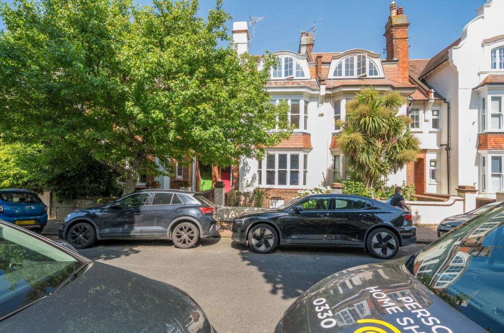 1 bed 1st Floor Flat for rent in Brighton and Hove. From Brand Vaughan - Hove