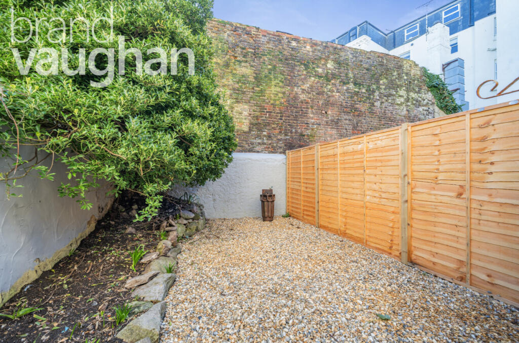 1 bed 1st Floor Flat for rent in Brighton and Hove. From Brand Vaughan - Hove