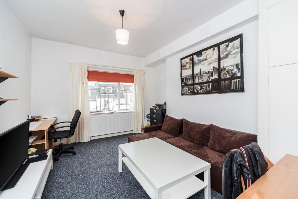1 bed 1st Floor Flat for rent in Brighton and Hove. From Brand Vaughan - Hove