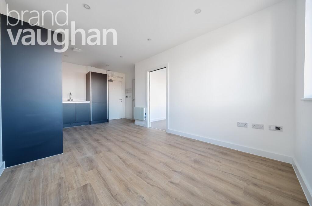 1 bed 1st Floor Flat for rent in Portslade-by-Sea. From Brand Vaughan - Hove