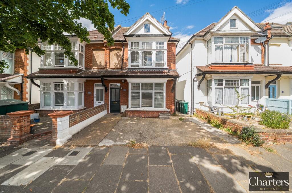 2 bed 1st Floor Flat for rent in Portslade-by-Sea. From Brand Vaughan - Hove 2 bed 1st Floor Flat for rent in Portslade-by-Sea. From Brand Vaughan - Hove