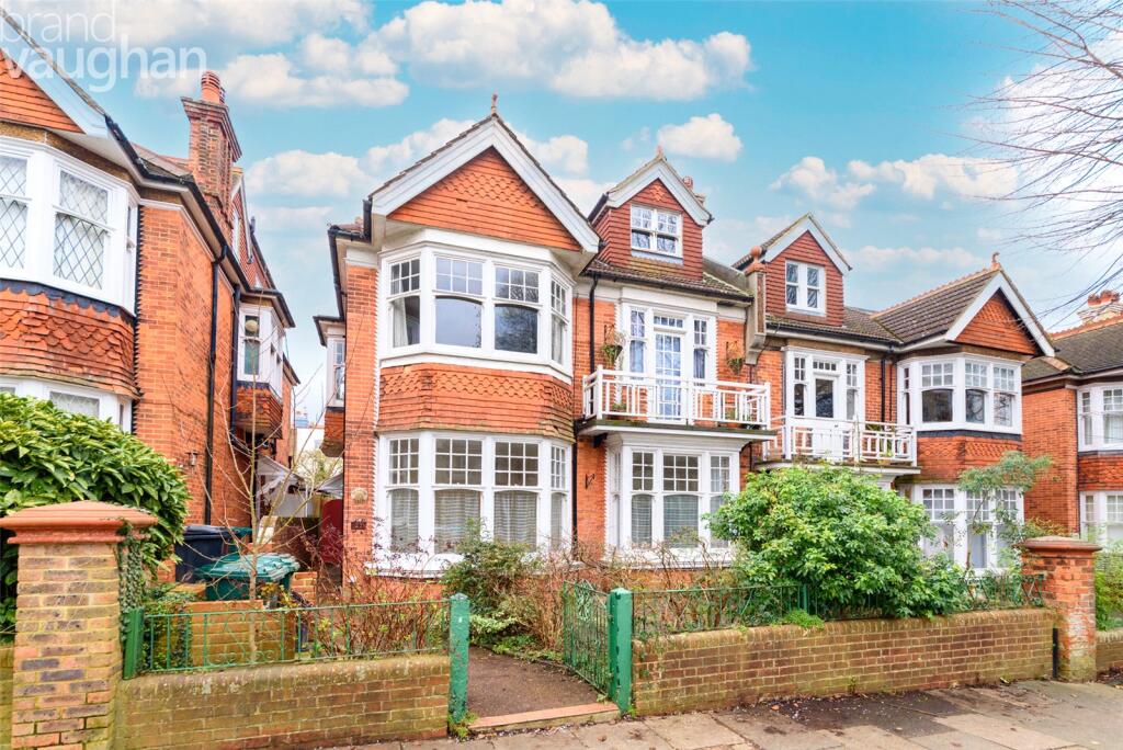 2 bed 1st Floor Flat for rent in Brighton and Hove. From Brand Vaughan - Hove