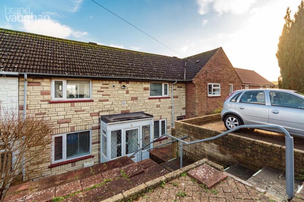 4 bed Semi Detached for rent in Falmer. From Brand Vaughan - Student Lettings - Brighton 4 bed Semi Detached for rent in Falmer. From Brand Vaughan - Student Lettings - Brighton