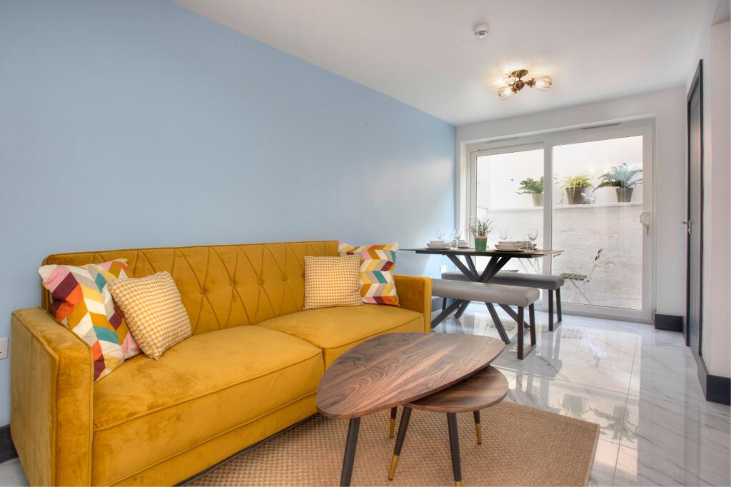 2 bed 1st Floor Flat for rent in Ovingdean. From Brand Vaughan - Student Lettings - Brighton 2 bed 1st Floor Flat for rent in Ovingdean. From Brand Vaughan - Student Lettings - Brighton