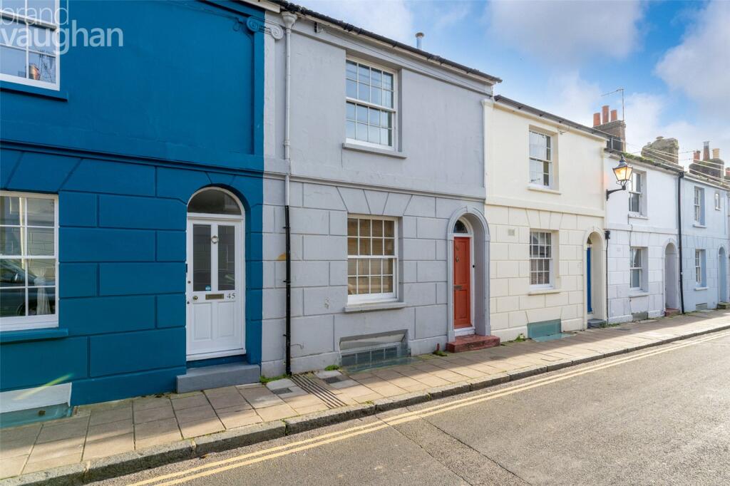 5 bed Mid Terraced House for rent in Brighton and Hove. From Brand Vaughan - Student Lettings - Brighton