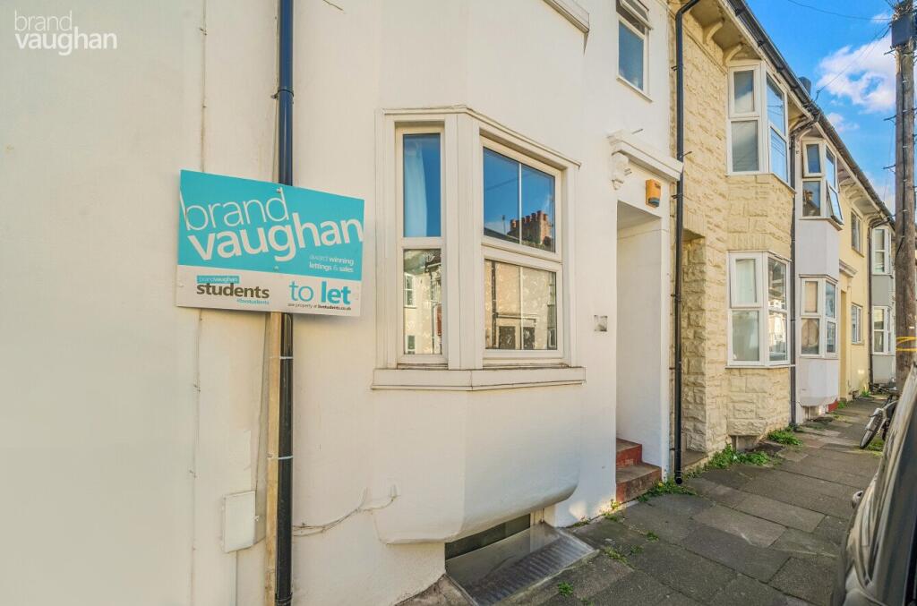 4 bed Mid Terraced House for rent in Ovingdean. From Brand Vaughan - Student Lettings - Brighton