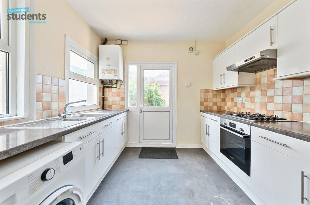 4 bed Mid Terraced House for rent in Ovingdean. From Brand Vaughan - Student Lettings - Brighton