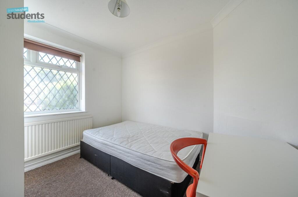 1 bed Semi Detached for rent in Ovingdean. From Brand Vaughan - Student Lettings - Brighton