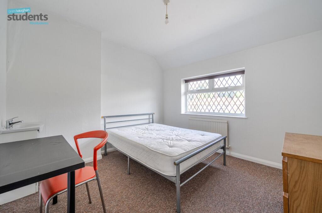 1 bed Semi Detached for rent in Ovingdean. From Brand Vaughan - Student Lettings - Brighton