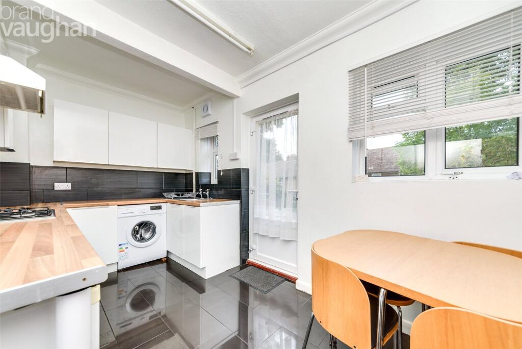 3 bed Semi Detached for rent in Ovingdean. From Brand Vaughan - Student Lettings - Brighton