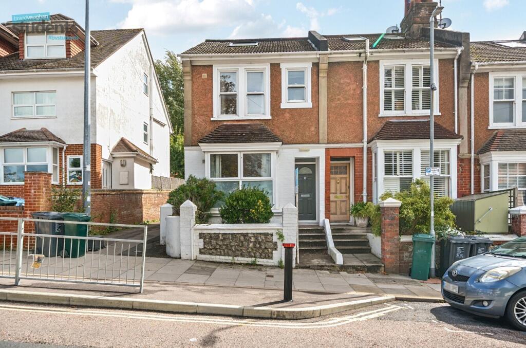 4 bed End of Terrace for rent in Brighton and Hove. From Brand Vaughan - Student Lettings - Brighton