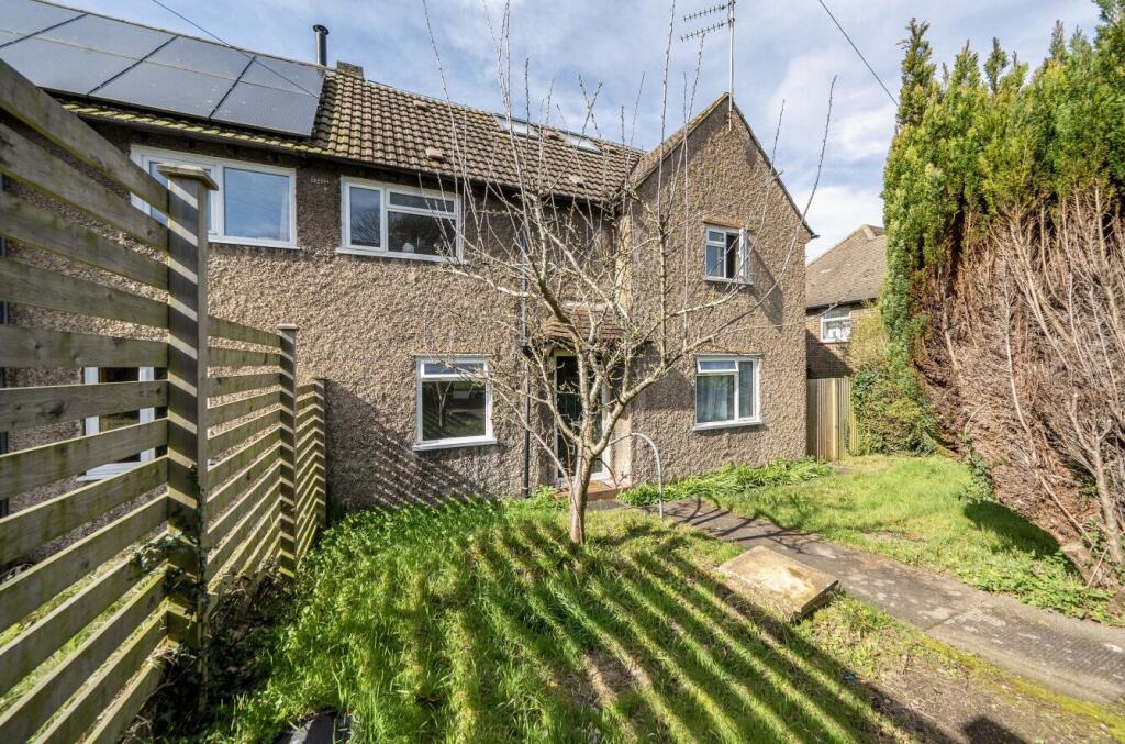 5 bed Mid Terraced House for rent in Ovingdean. From Brand Vaughan - Student Lettings - Brighton