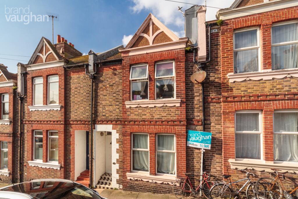 6 bed Mid Terraced House for rent in Ovingdean. From Brand Vaughan - Student Lettings - Brighton